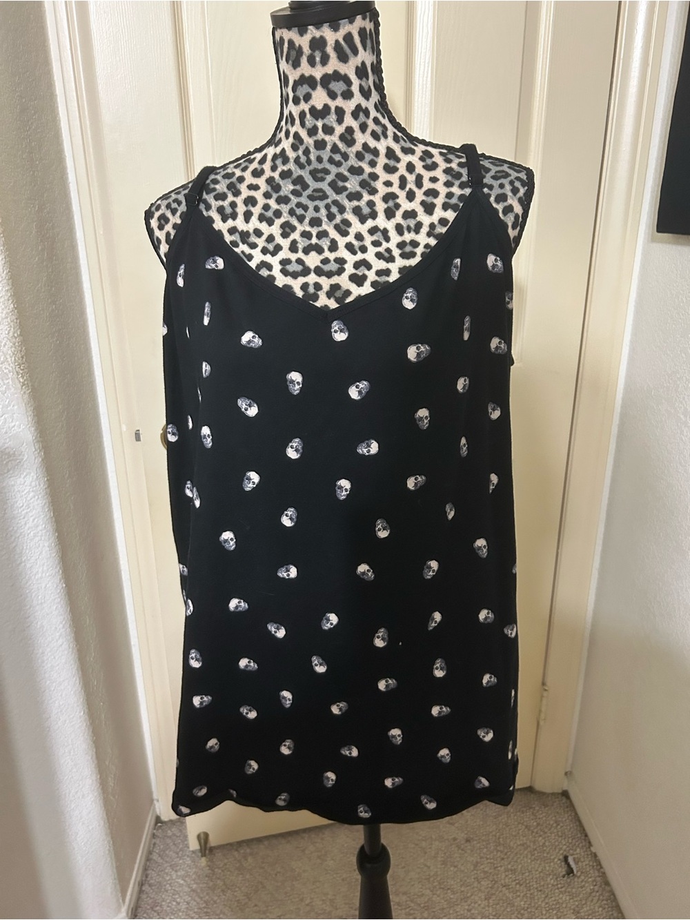 torrid Black Skull Print Cami Tank